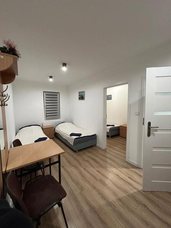 Apartamenty Ścinawa, жильё рядом с вокзалом Щинава