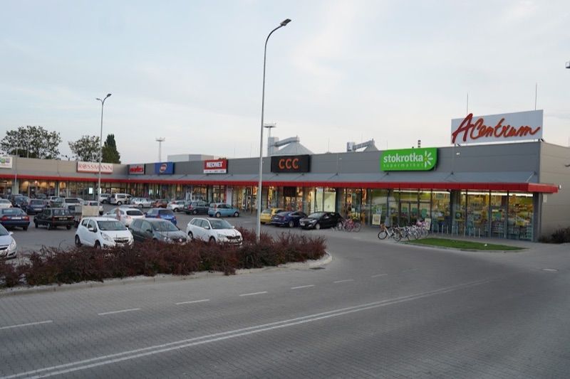 A Centrum, торговый центр рядом с вокзалом Сьрода-Велькопольска