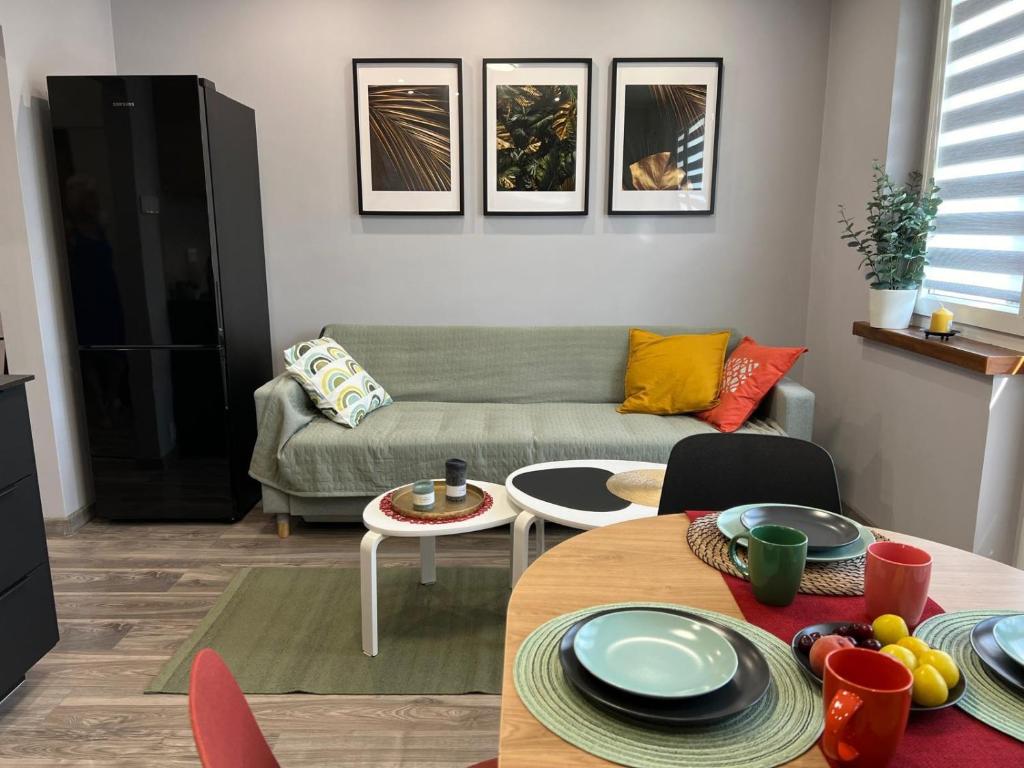 Apartament "Siwy" na Osiedlu Zachod w Stargardzie, жильё рядом с вокзалом Старгард-Щециньский