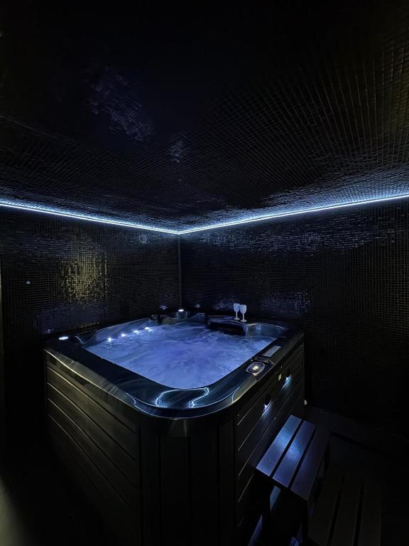 Moonlight jacuzzi, жильё рядом с вокзалом Старгард-Щециньский