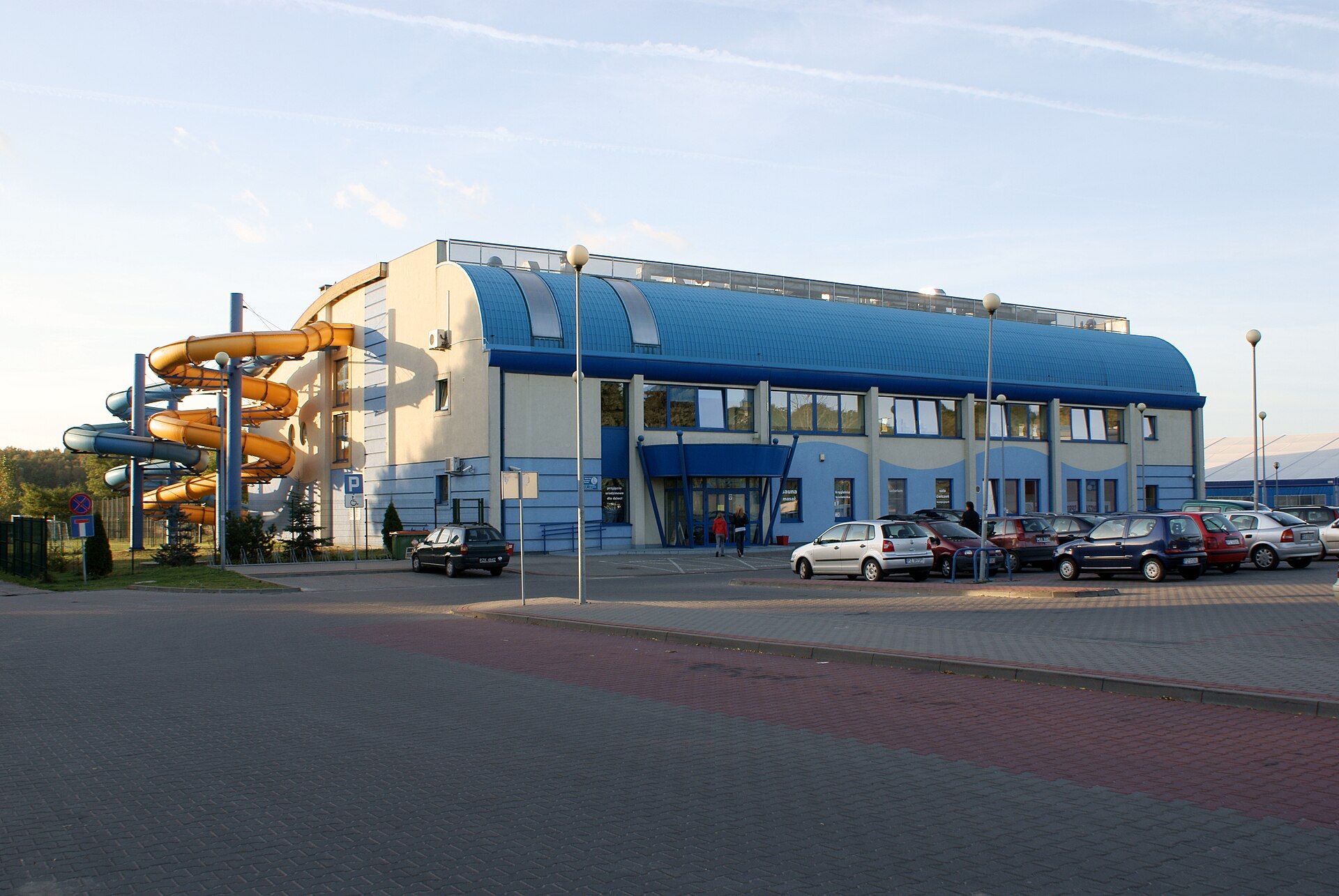 Swarzędzkie Centrum Sportu I Rekreacji, atrakcja w pobliżu dworca Swarzędz