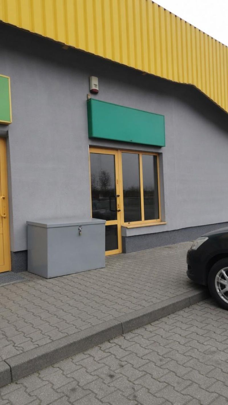 Kiosk Ruchu, sklep przy dworcu Swarzędz
