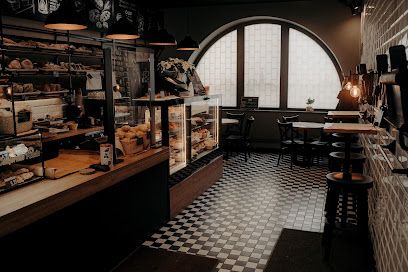 u Piekarzy Chleb&Kawa – Piekarnia | Kawiarnia, рядом с вокзалом Świdnica Miasto