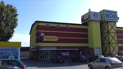 Biedronka, магазин рядом с вокзалом Trzcianka
