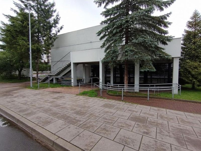 Biedronka, sklep przy dworcu Ustka
