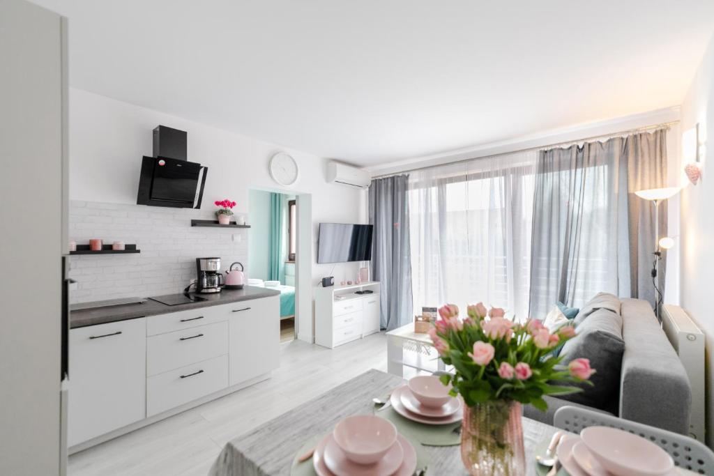 Apartament Flower z tarasem - Dream Apart, жильё рядом с вокзалом Устронь-Поляна