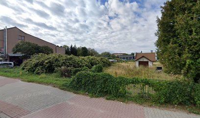 Radwan Józef. Sklep spożywczy, магазин рядом с вокзалом Wadowice