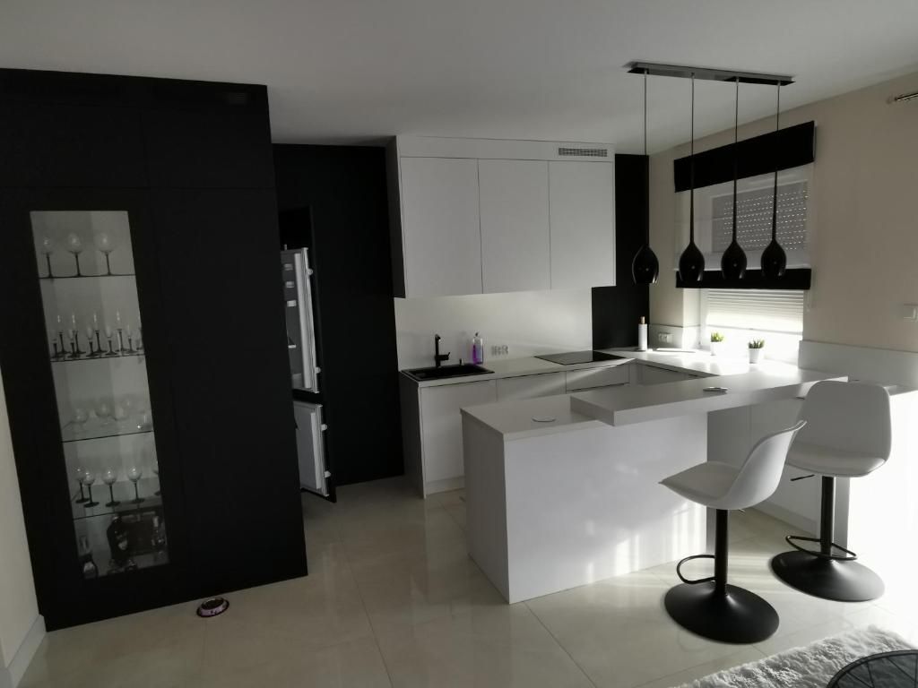 APARTMENT Wieluń 56 m, жильё рядом с вокзалом Велюнь