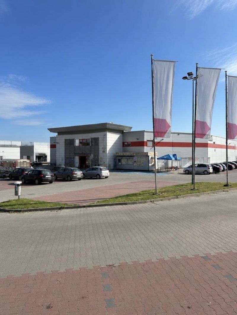 Intermarche, sklep przy dworcu Wieruszów M