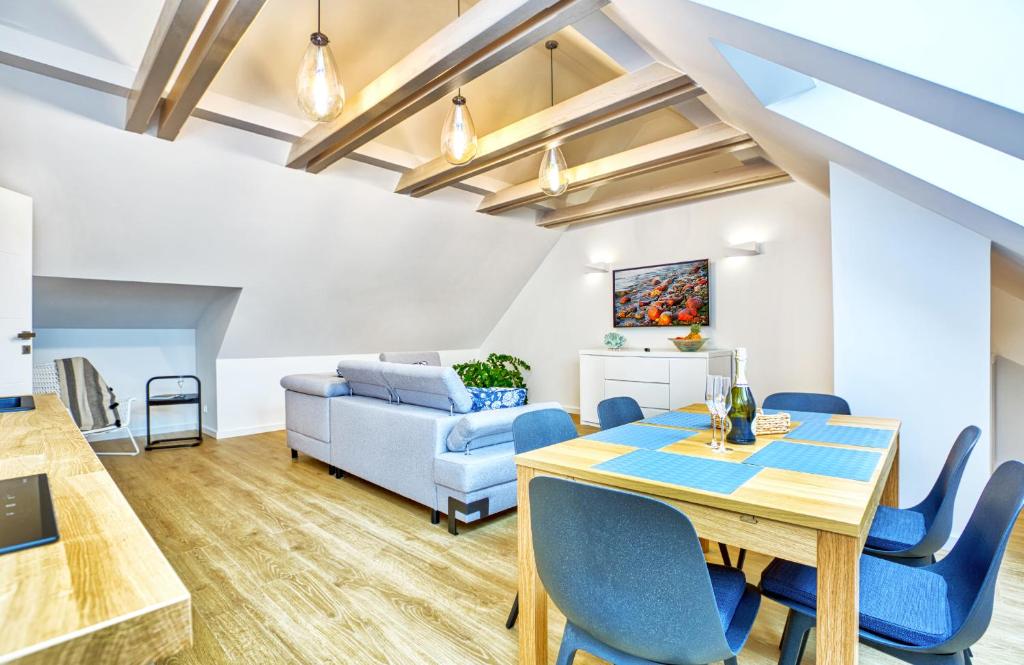 Apartament Biały Domek, жильё рядом с вокзалом Владыславово
