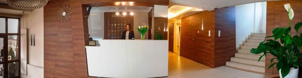 Hotel Livia, жильё рядом с вокзалом Воломин