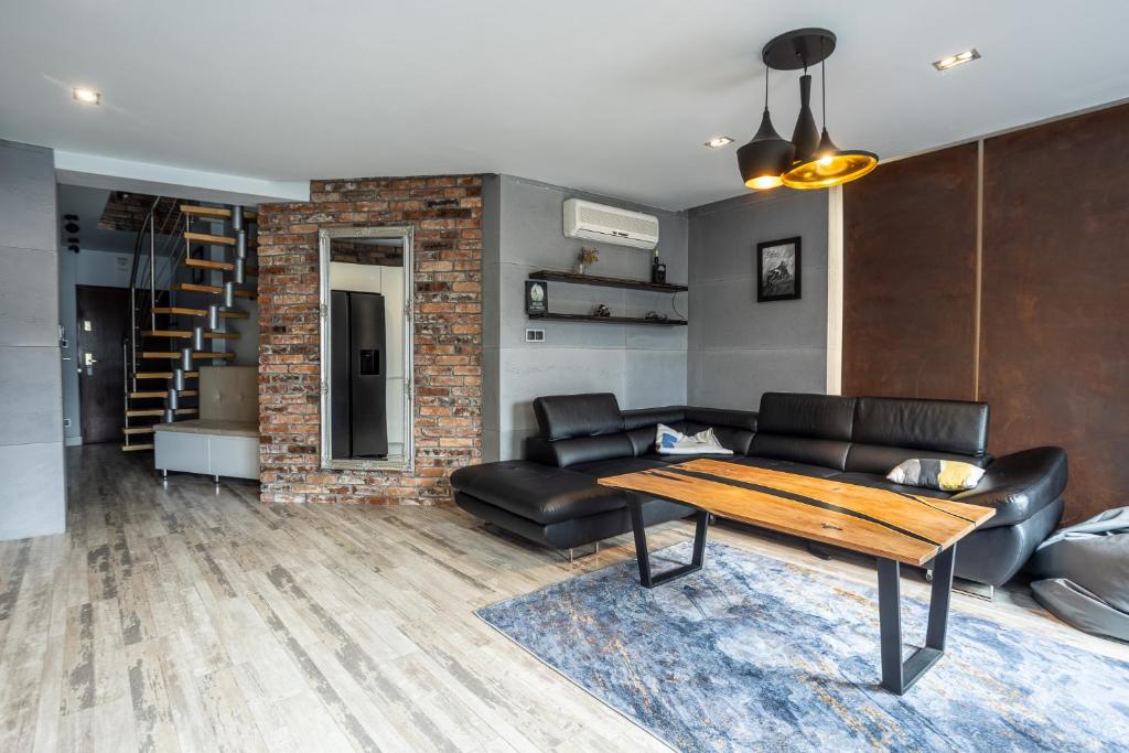 Loft Świetego Mikołaja - Blisko Rynku - Klimatyzacja, жильё рядом с вокзалом Вроцлав Главный