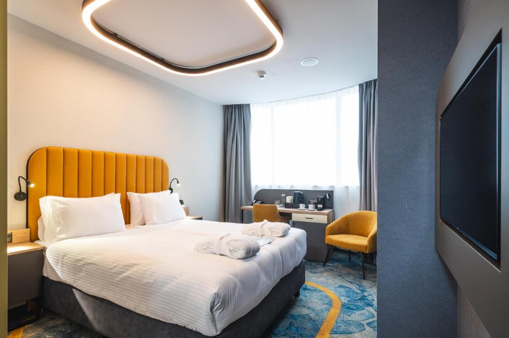 Focus Hotel Premium Wrocław, жильё рядом с вокзалом Вроцлав-Миколаюв