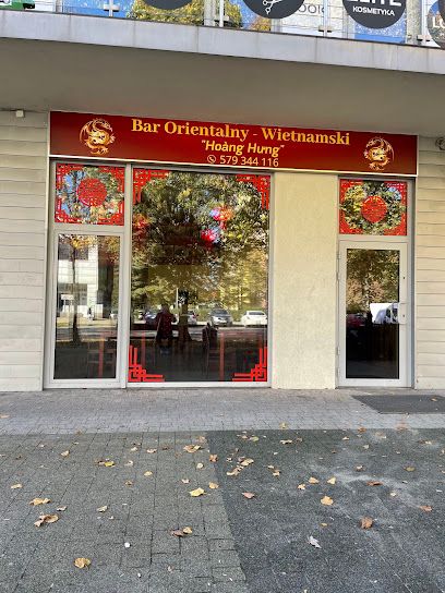 BAR HOANG HUNG, рядом с вокзалом Zawiercie