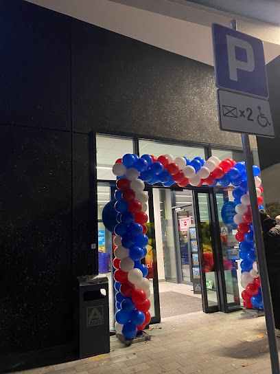 ALDI, магазин рядом с вокзалом Zawiercie